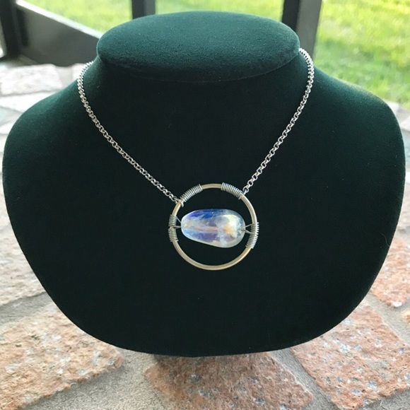 Genuine aura crystal boho wire wrap necklace - Picture 2 of 9